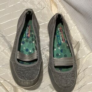 Skechers Women's Charcoal Gray Flats